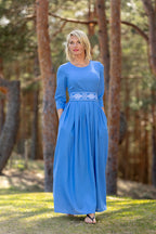 Kleita "Līga" komplektā ar jostu. PIEGĀDE 20 DIENU LAIKĀ!