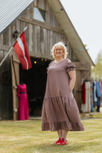 Kleita "Gayane" brūna