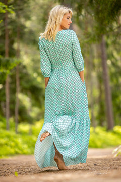 Kleita Anni "Violetta"