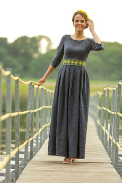 Kleita "Līga" komplektā ar jostu. PIEGĀDE 20 DIENU LAIKĀ!