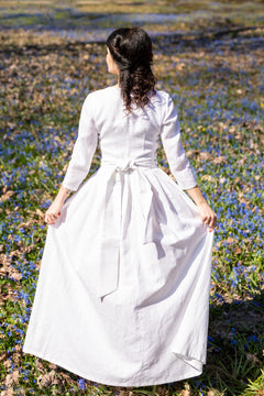 Kleita "Līga" ar izšūtu jostu. PIEGĀDE 20DIENU LAIKĀ.