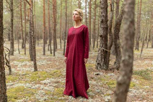 Viking dress red