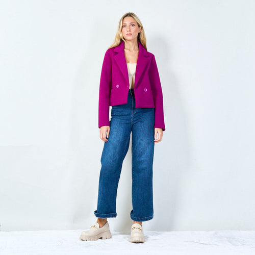 Stylish cropped blazer ar nelielu defektu